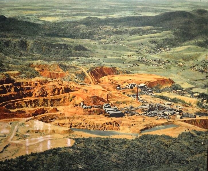 07MtMorgan (64).JPG - Mount Morgan mine - office